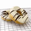 Rellena de dulce de leche bañada en chocolate blanco 