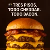 🍔 Triple Bacon con Cheddar 